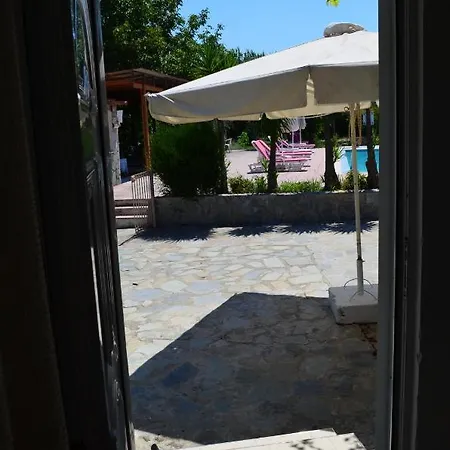 Artemis - Garden House With Pool View Lägenhet Koskinou (Rhodes)